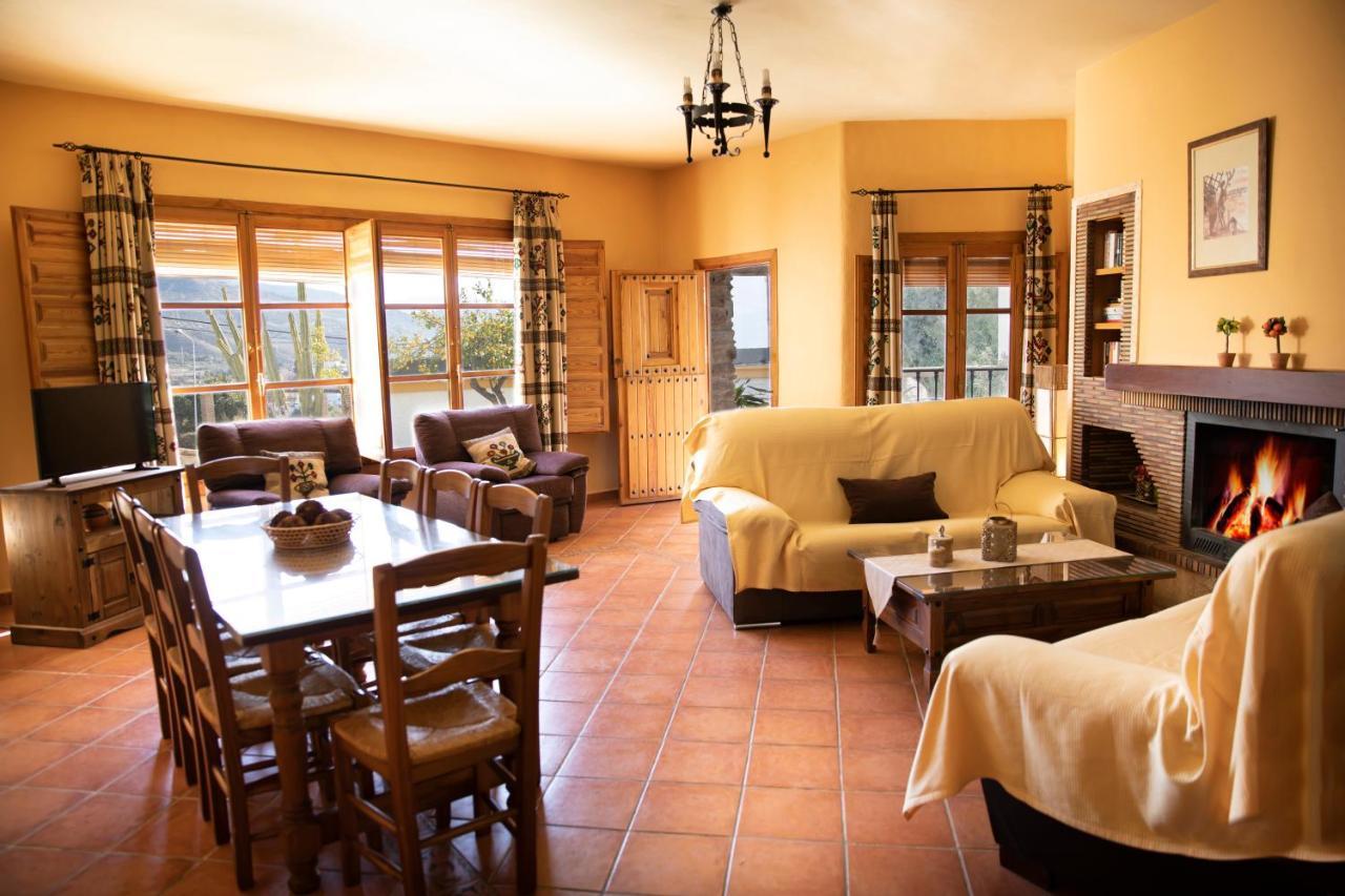 Cortijo Puerta Casas Rurales オルヒバ エクステリア 写真